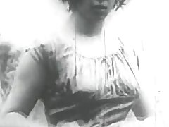 Танцовщица в траве