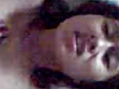 Индонезия - анак ГИУ мл самбиль ngobrol